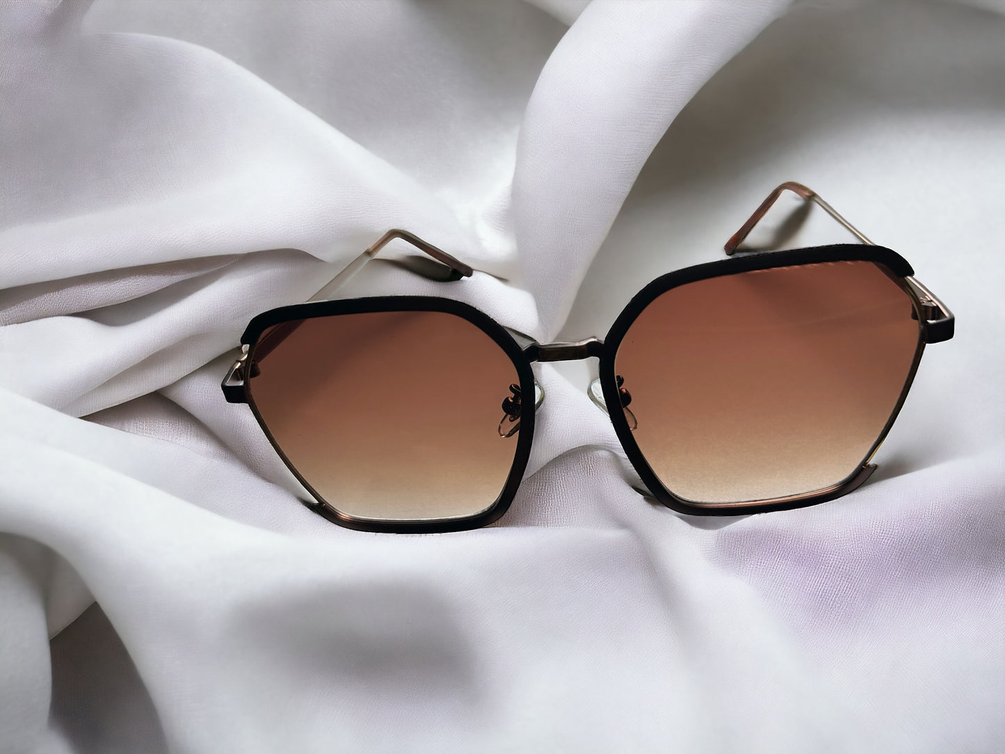 Kashpire | Nippy Shades in Gradient Tea | M15