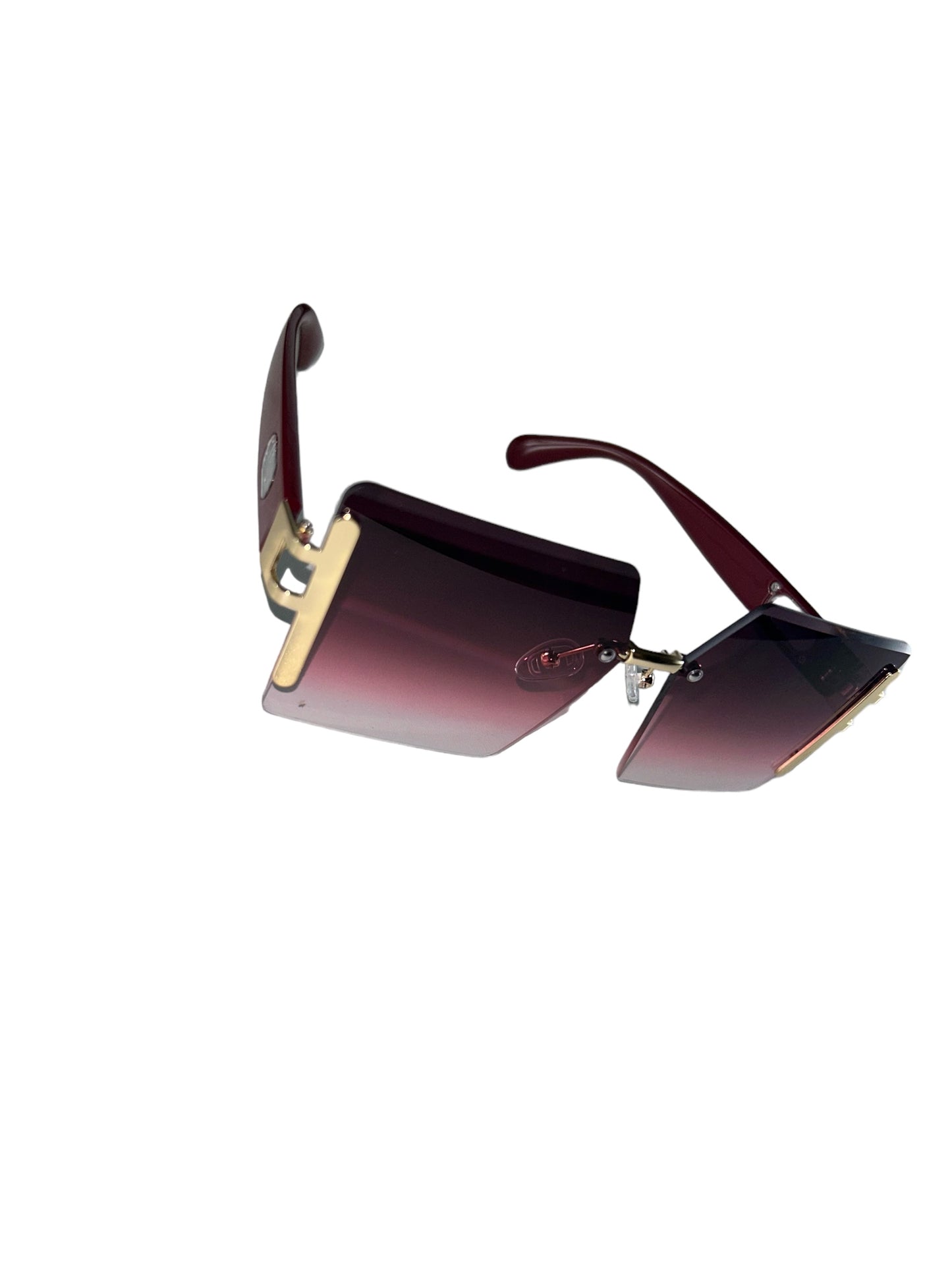 Kashpire | Yonce shades in B8 Red-Purple | M2